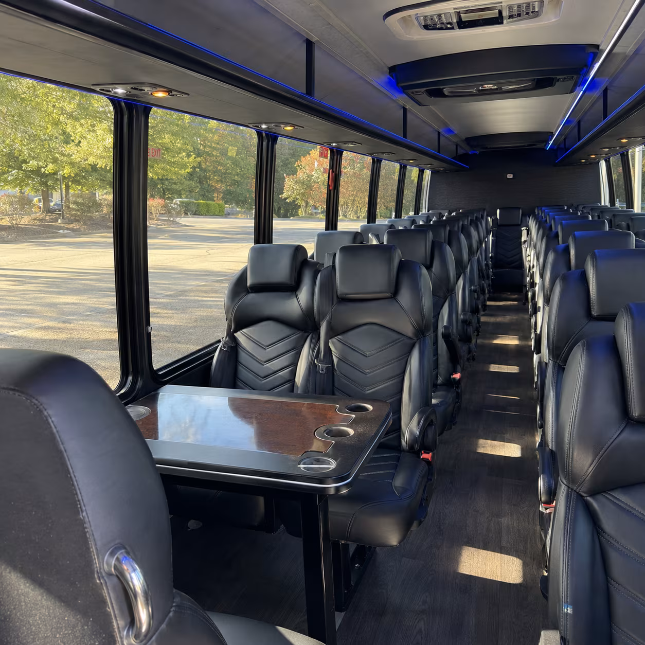 charter buses for georgia winery and vineyard group tours near south fulton