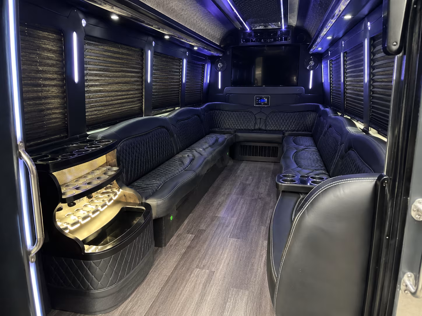 south fulton holiday party bus rental